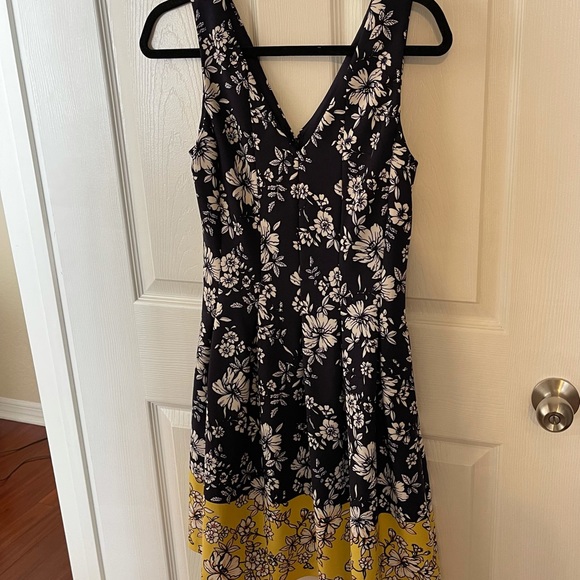 Vince Camuto dress - Picture 1 of 4